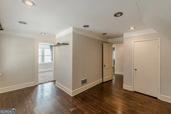 $4,500 | 1957 Walker Avenue, College Park, GA 30337