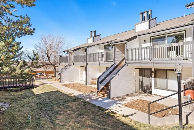 $280,000 | 532 Oakwood Drive, Unit D204, Castle Rock, CO 80104