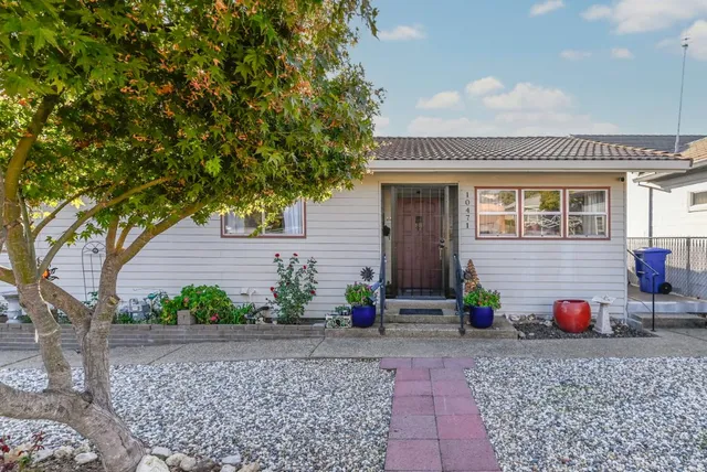 $375,000 | 10471 Mariposa Avenue, Jackson, CA 95642