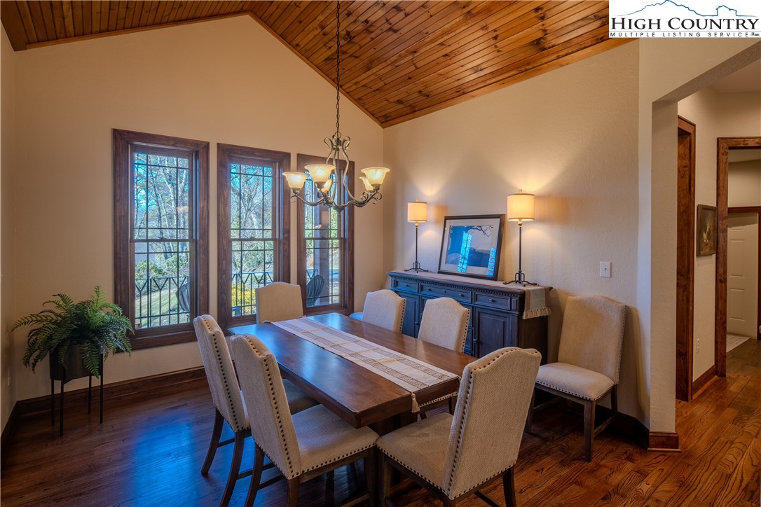 340 Farm Loop Road Banner Elk, NC 28604 - Photo 11 of 49 Gallery Image 11