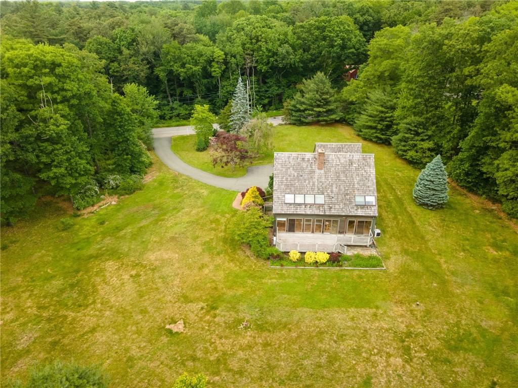 25 Clark Road Smithfield, RI 02917 - Photo 4 of 42