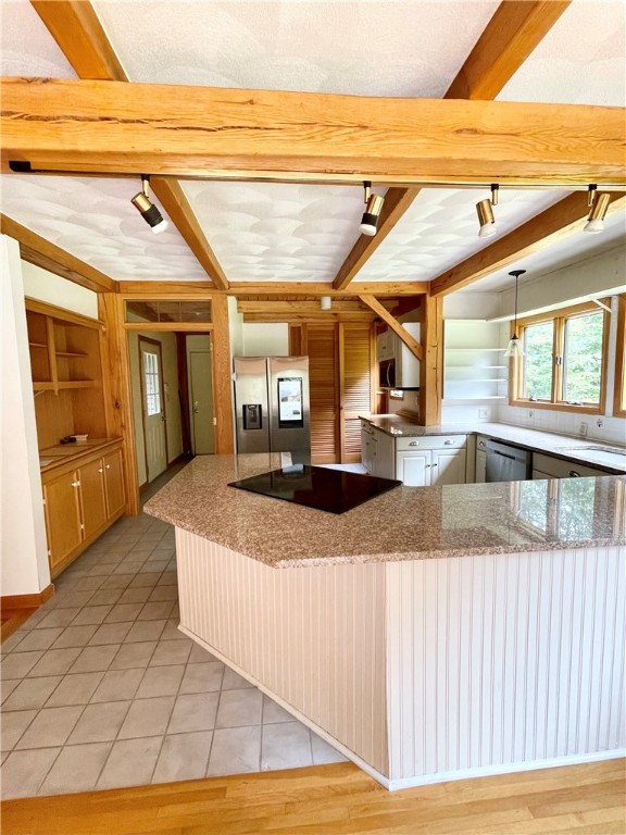 25 Clark Road Smithfield, RI 02917 - Photo 7 of 42