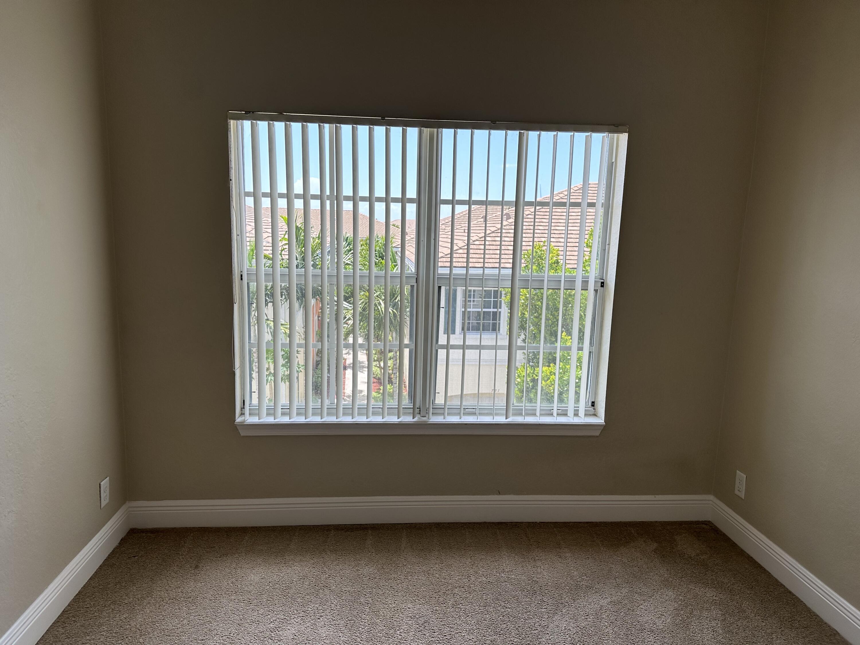 724 Southwest 1st Avenue Pompano Beach, FL 33060 - Photo 15 of 20 IMG_1650