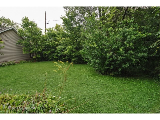 301 Northwood Road Riverside, IL 60546 - Photo 15 of 15