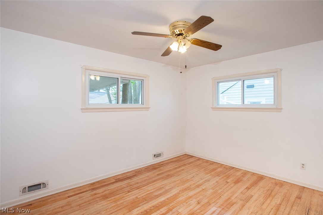 15505 Wingate Road Maple Heights, OH 44137 - Photo 20 of 28