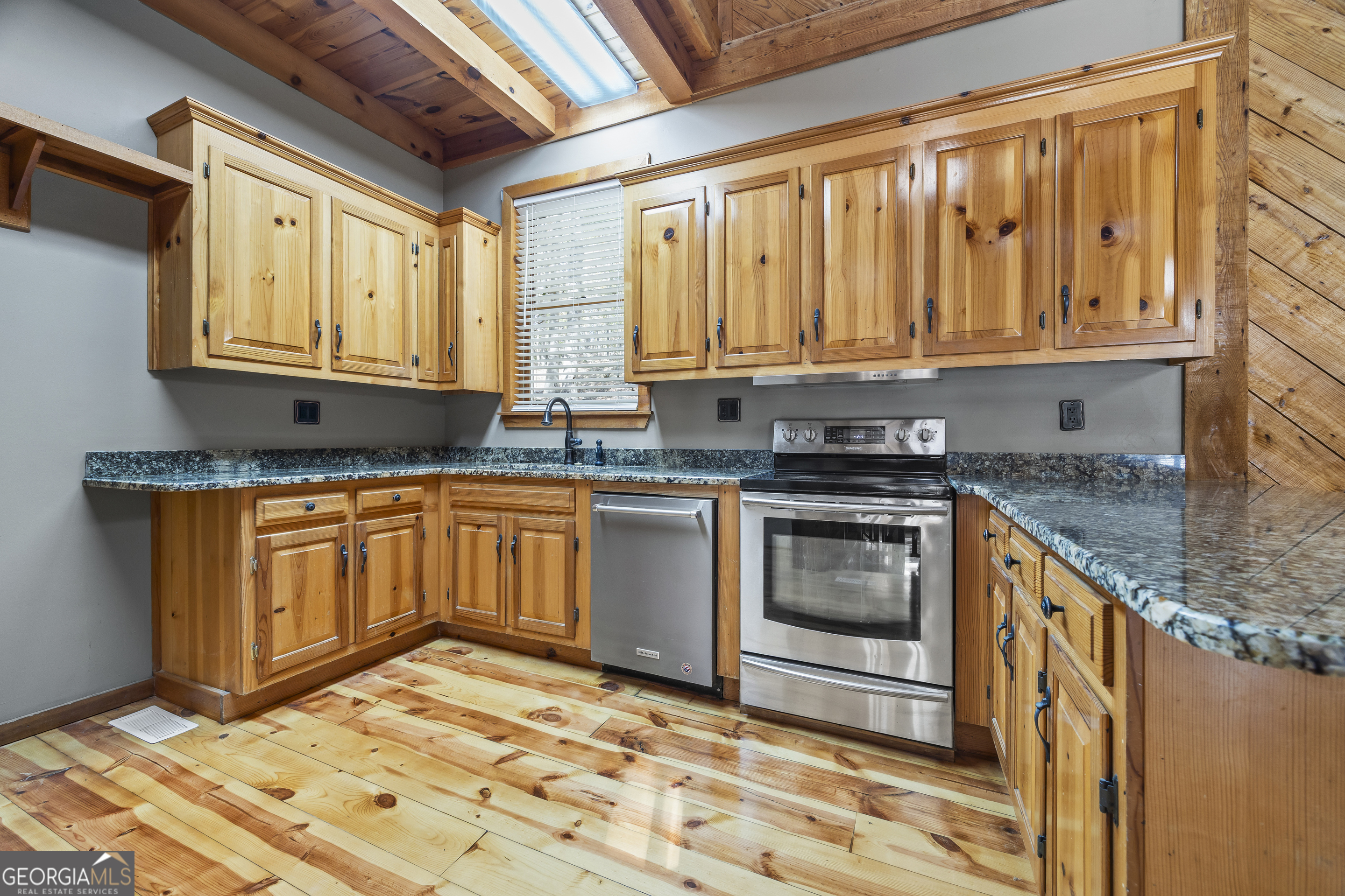 339 Ben Loudermilk Road Mount Airy, GA 30563 - Photo 18 of 49