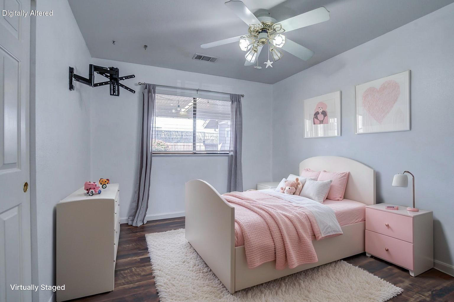 11326 Puffin Way Redding, CA 96003 - Photo 11 of 34 a bedroom with a bed and a chandelier
