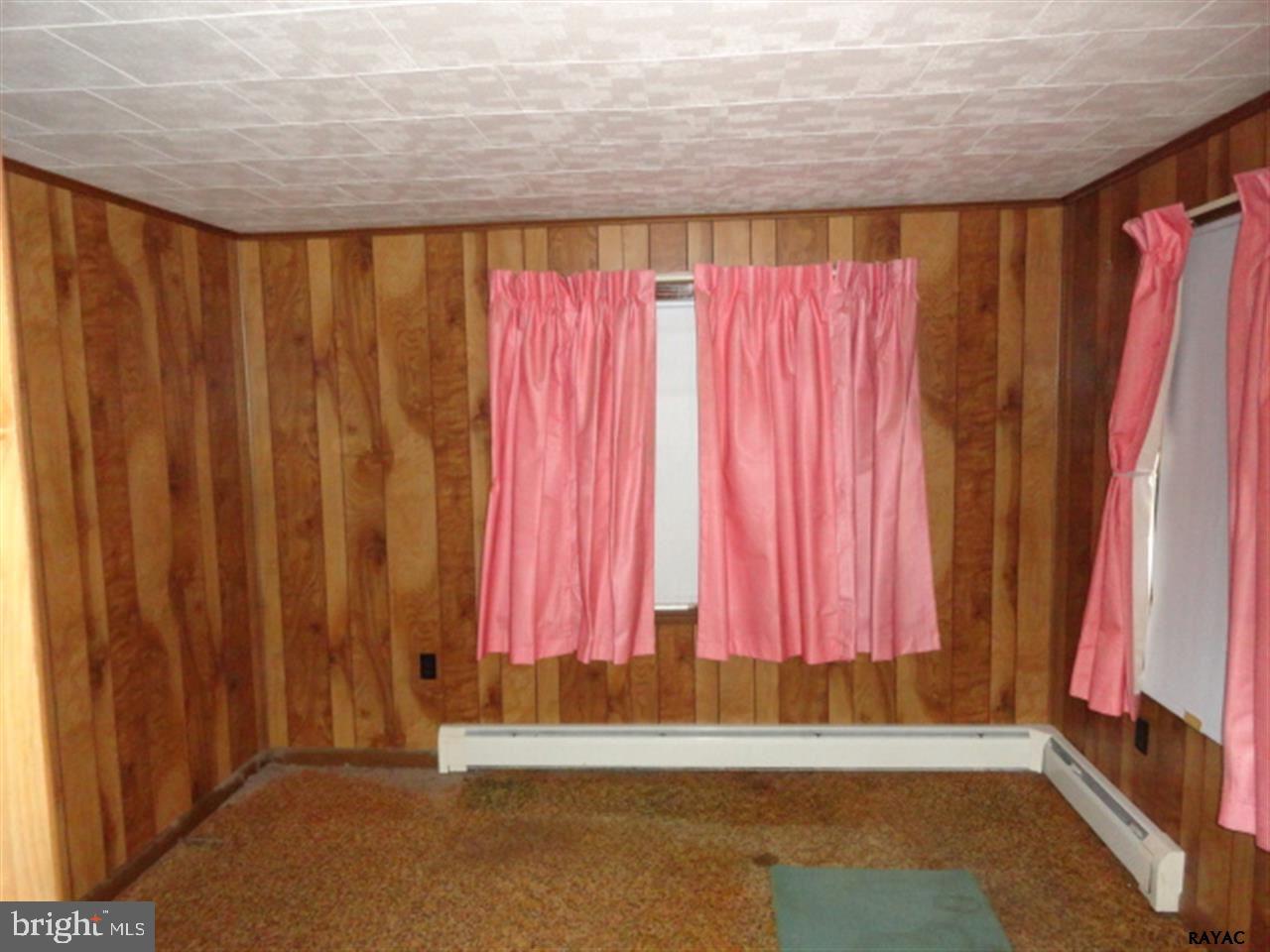 1396 Snyder Corner Road Red Lion, PA 17356 - Photo 10 of 19 Gallery Image 10