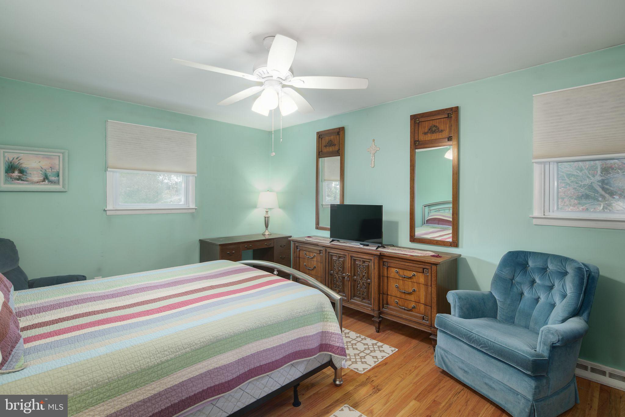 136 South Bell Road Bellmawr, NJ 08031 - Photo 14 of 37