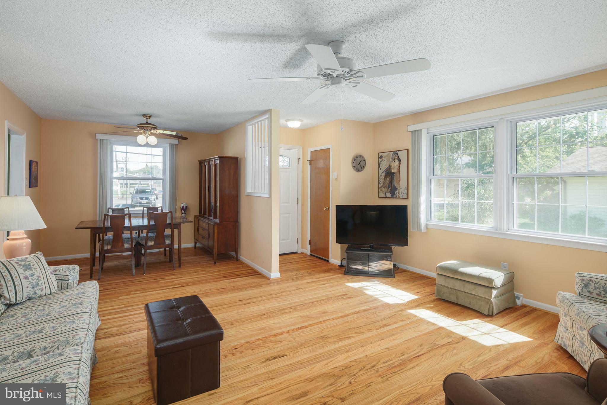 136 South Bell Road Bellmawr, NJ 08031 - Photo 6 of 37