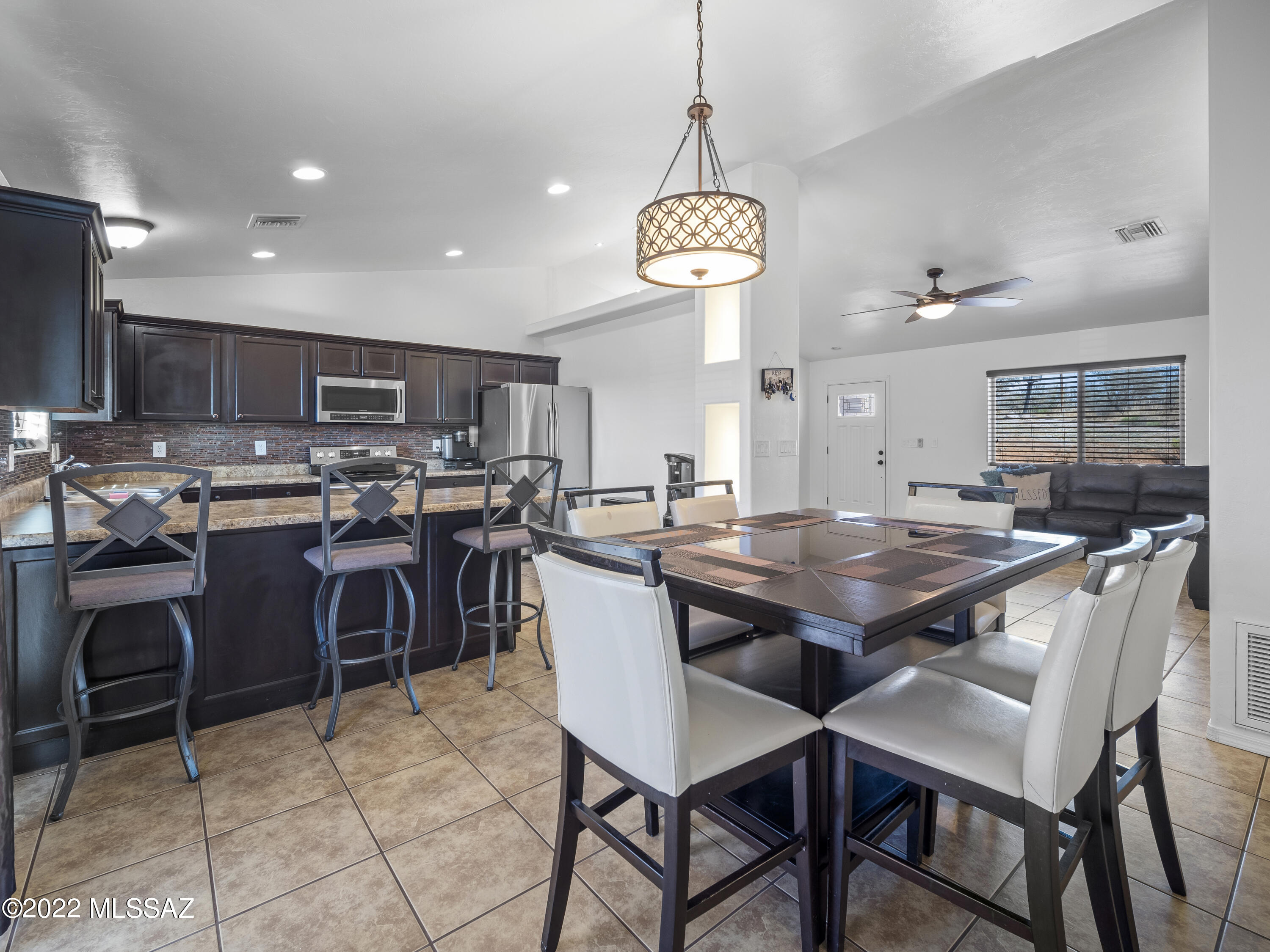 135 Via Orquidia Rio Rico, AZ 85648 - Photo 14 of 21