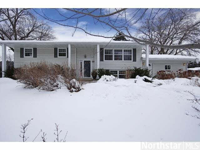 197 Snail Lake Road Shoreview, MN 55126 - Photo 1 of 18 Gallery Image 1