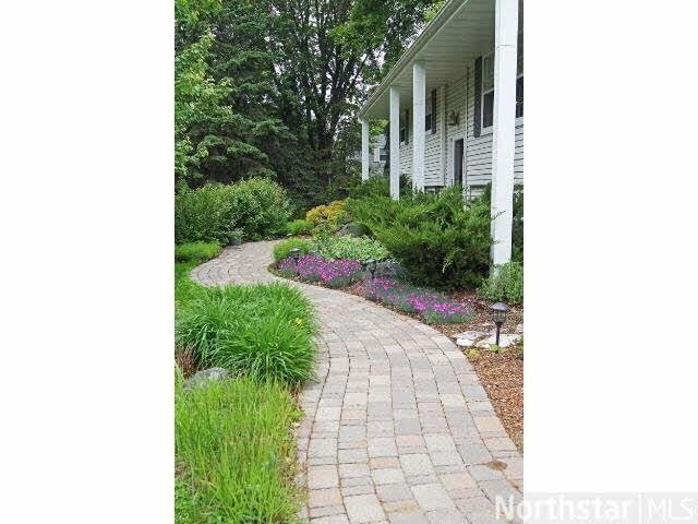 197 Snail Lake Road Shoreview, MN 55126 - Photo 12 of 18 Gallery Image 12