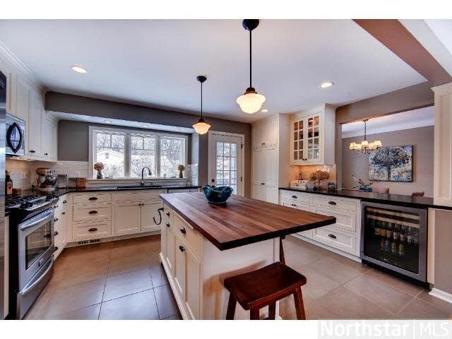 197 Snail Lake Road Shoreview, MN 55126 - Photo 6 of 18 Gallery Image 6