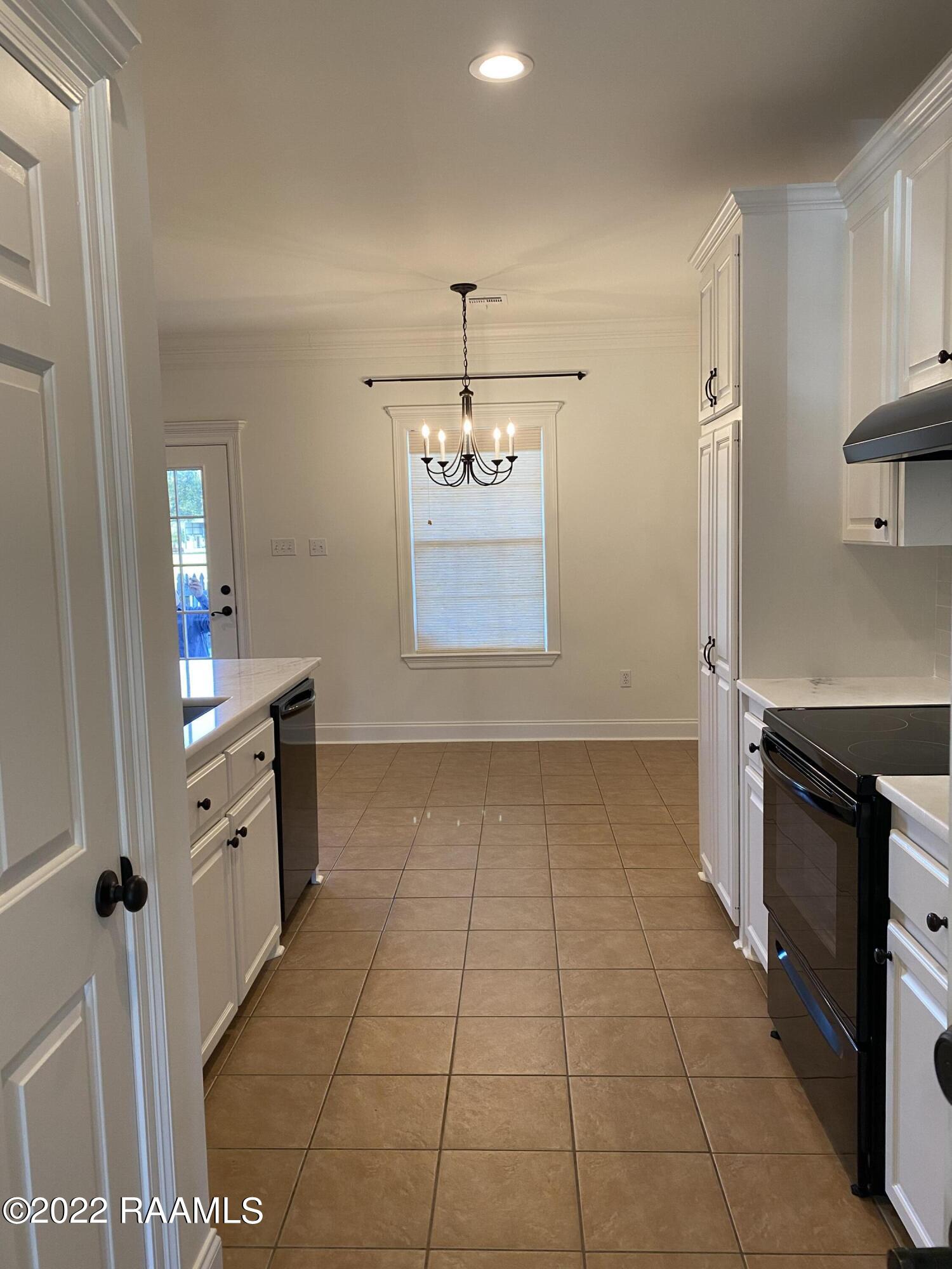 111 Ocho Rios Lane Scott, LA 70583 - Photo 5 of 10 Kitchen
