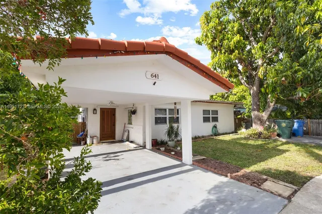 $470,000 | 641 Northeast 56th Court, Oakland Park, FL 33334