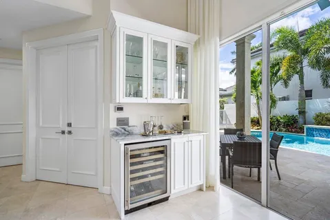 $2,445,000 | 6379 Avalon Pointe Court, Boca Raton, FL 33496
