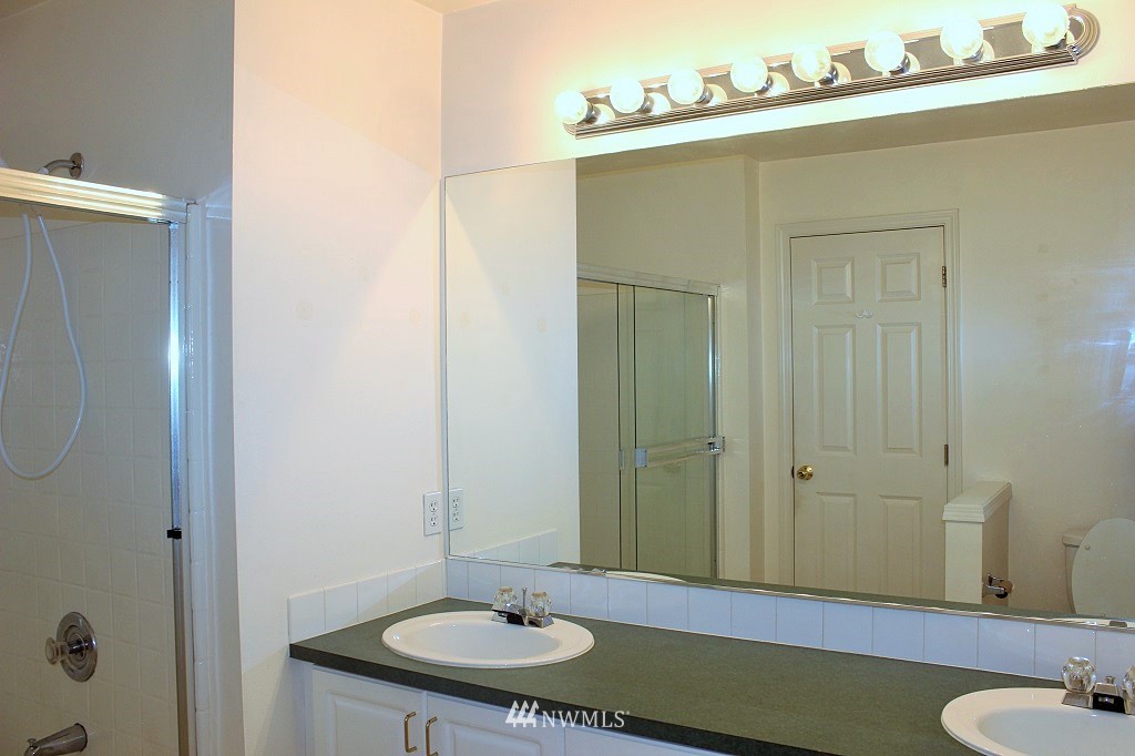 21616 9th Avenue Southeast, Unit C102 Bothell, WA 98021 - Photo 8 of 10