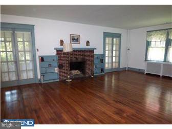 212 Cascade Road Springfield, PA 19064 - Photo 2 of 11
