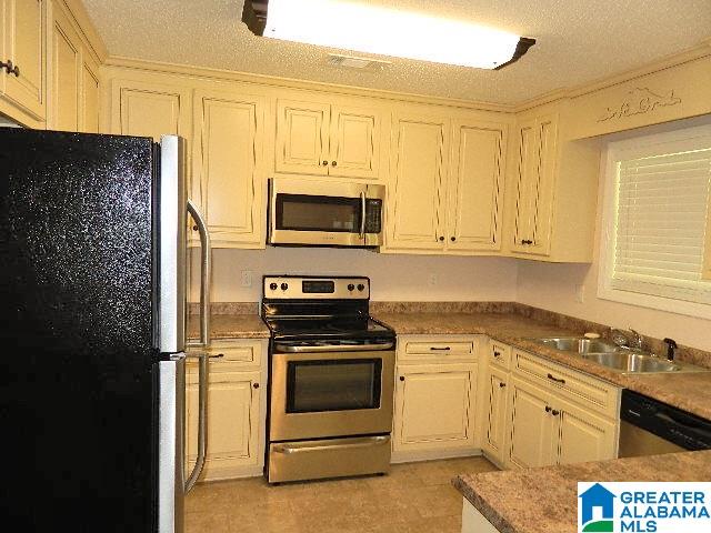 16387 Chase Circle Ralph, AL 35480 - Photo 4 of 30
