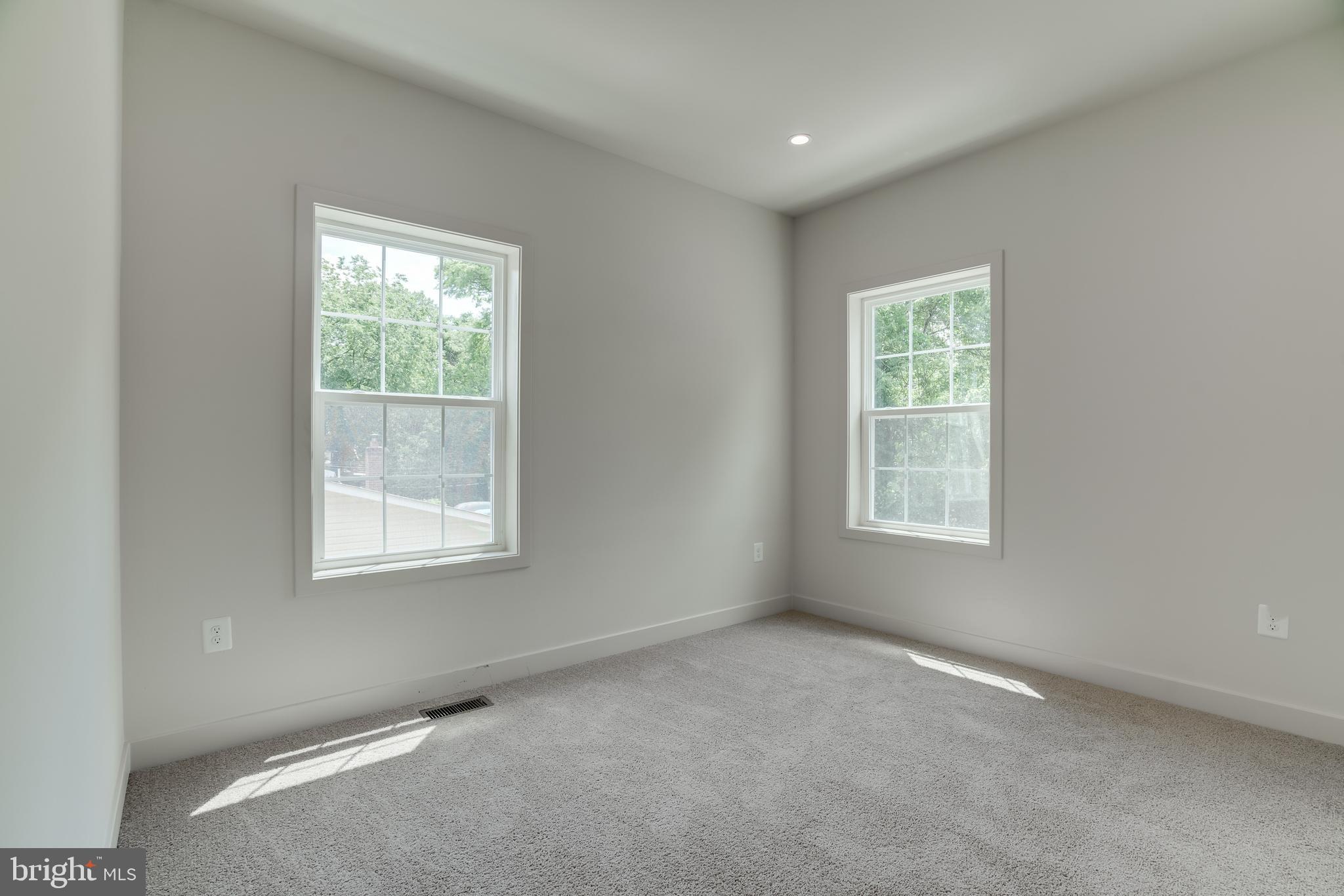 4417 Foote Street Northeast Washington, DC 20019 - Photo 23 of 43