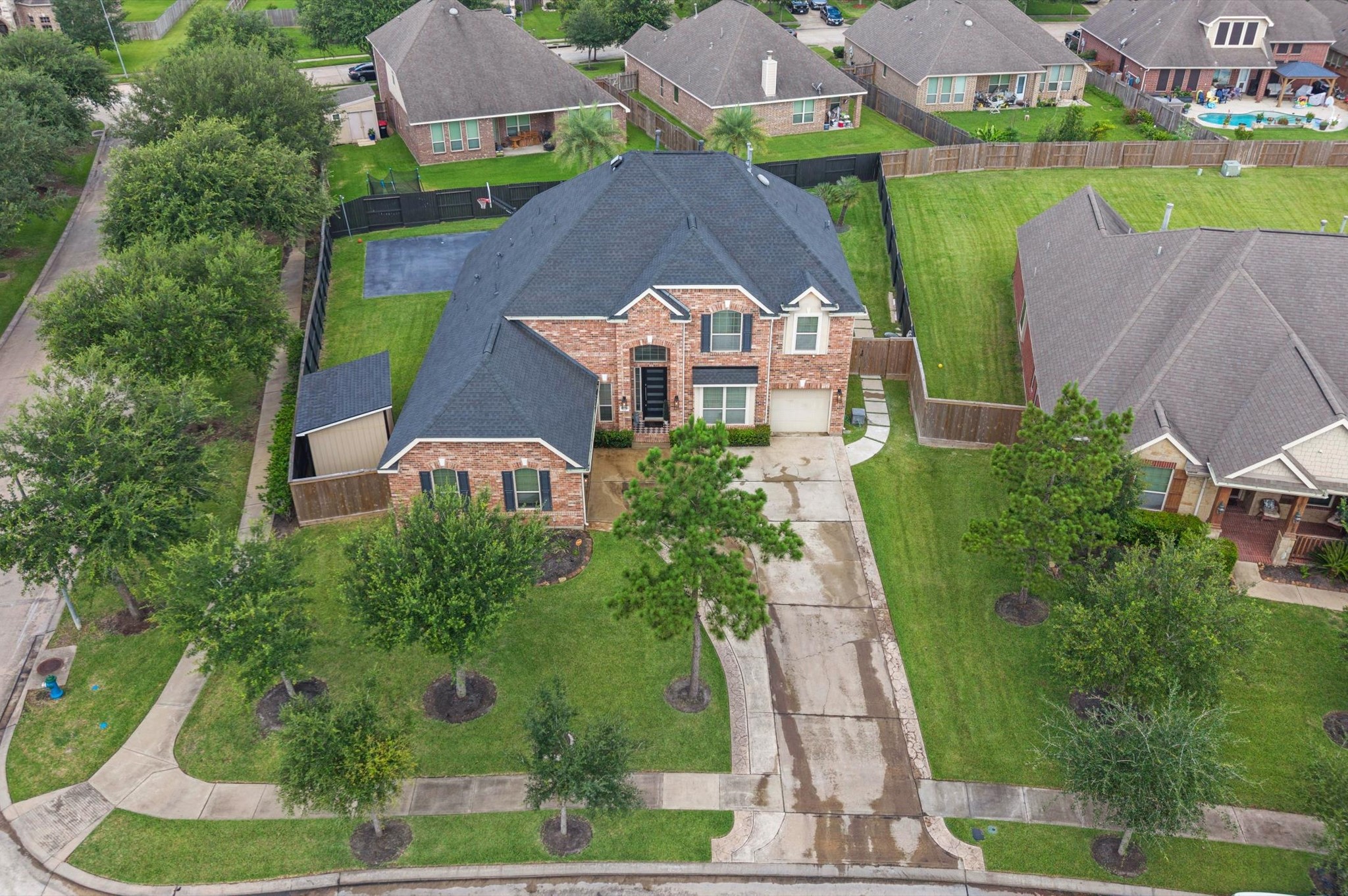 14016 Savannah Landing Lane Rosharon, TX 77583 - Photo 45 of 49 an aerial view of a house