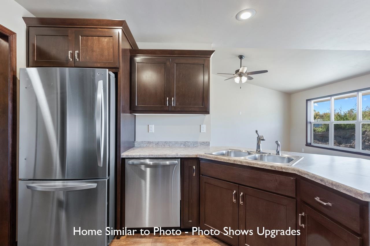 1584 Frontier Road Luxemburg, WI 54217 - Photo 13 of 27