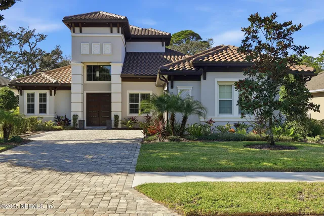 $1,245,000 | 23 North Riverwalk Drive, Palm Coast, FL 32137