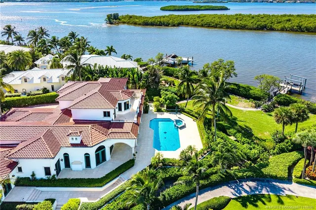 $7,995,000 | 6381 Southeast Harbor Circle, Stuart, FL 34996
