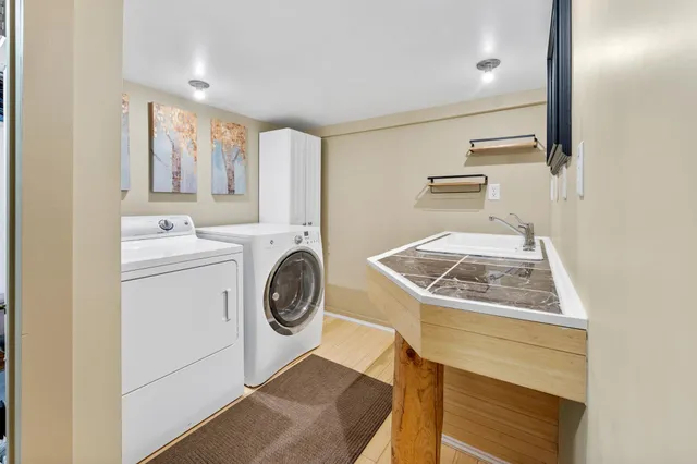 $569,000 | 57812 County Road 33, Rock Creek, MN 55063