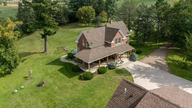 $569,000 | 57812 County Road 33, Rock Creek, MN 55063