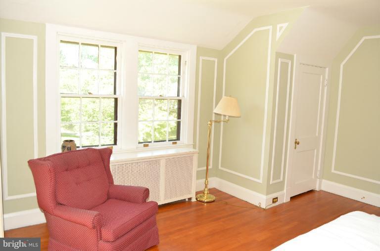 507 Stamford Road Baltimore, MD 21229 - Photo 7 of 23 Bedroom (Master)