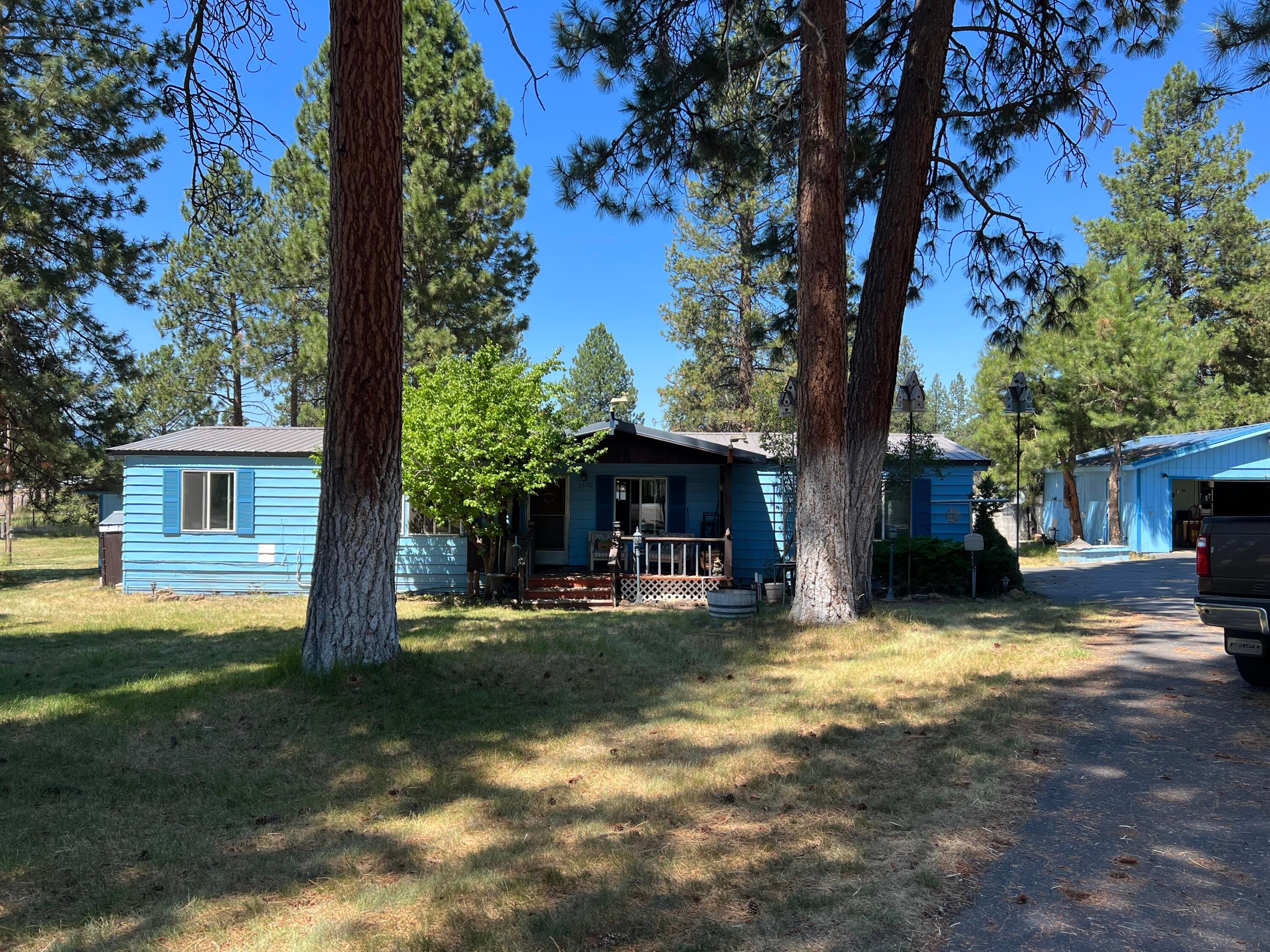 35170 South Chiloquin Road Chiloquin, OR 97624 - Photo 1 of 3 home front