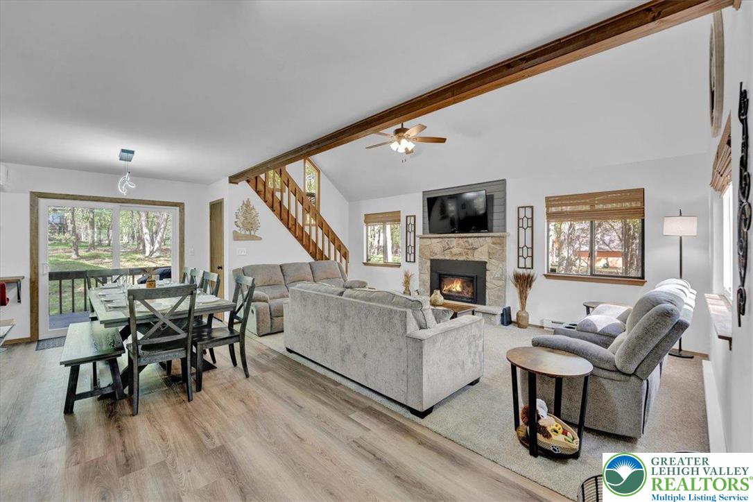 159 Oak Place Blakeslee, PA 18610 - Photo 4 of 29