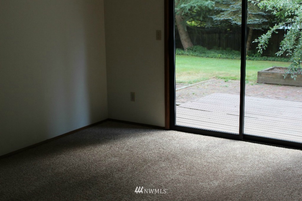 20030 99th Court Northeast Bothell, WA 98011 - Photo 14 of 17 Gallery Image 14