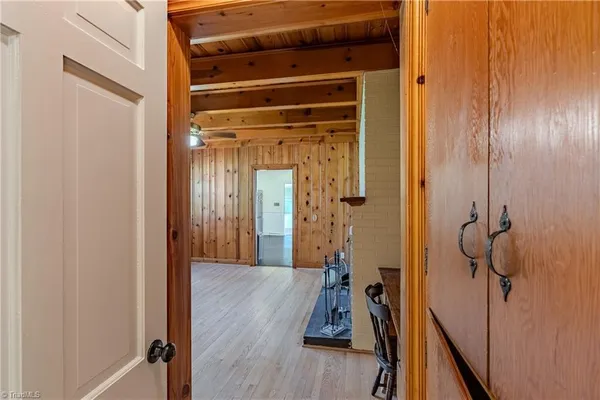 $319,400 | 246 Fairview Avenue, Mount Airy, NC 27030