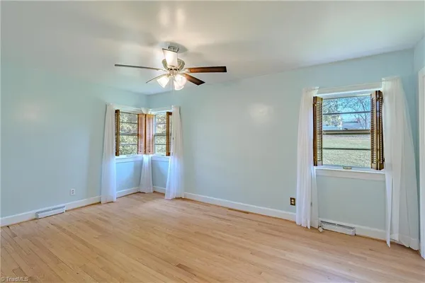 $319,400 | 246 Fairview Avenue, Mount Airy, NC 27030