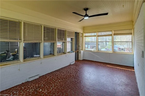 $319,400 | 246 Fairview Avenue, Mount Airy, NC 27030