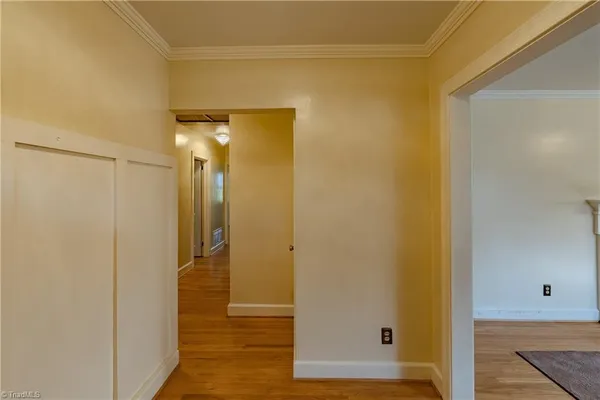 $319,400 | 246 Fairview Avenue, Mount Airy, NC 27030