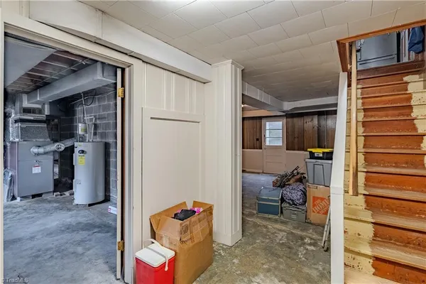 $319,900 | 246 Fairview Avenue, Mount Airy, NC 27030