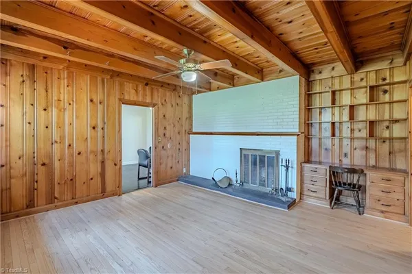 $319,400 | 246 Fairview Avenue, Mount Airy, NC 27030