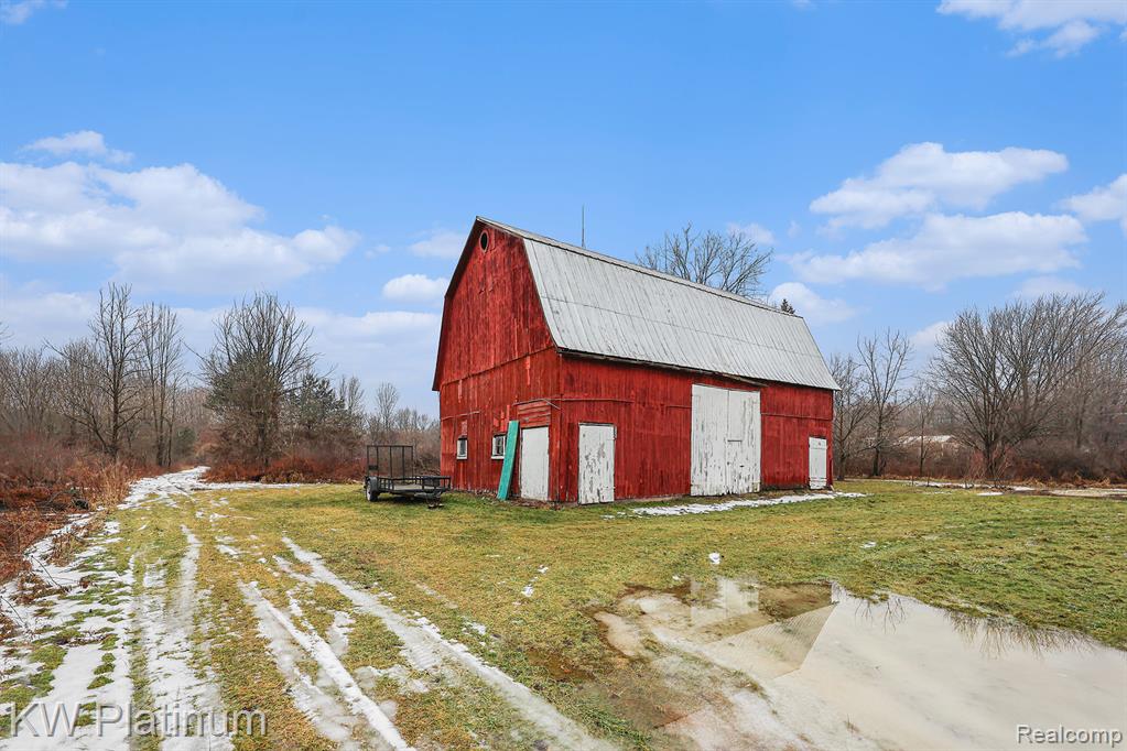 4202 Palms Road Casco, MI 48064 - Photo 4 of 22