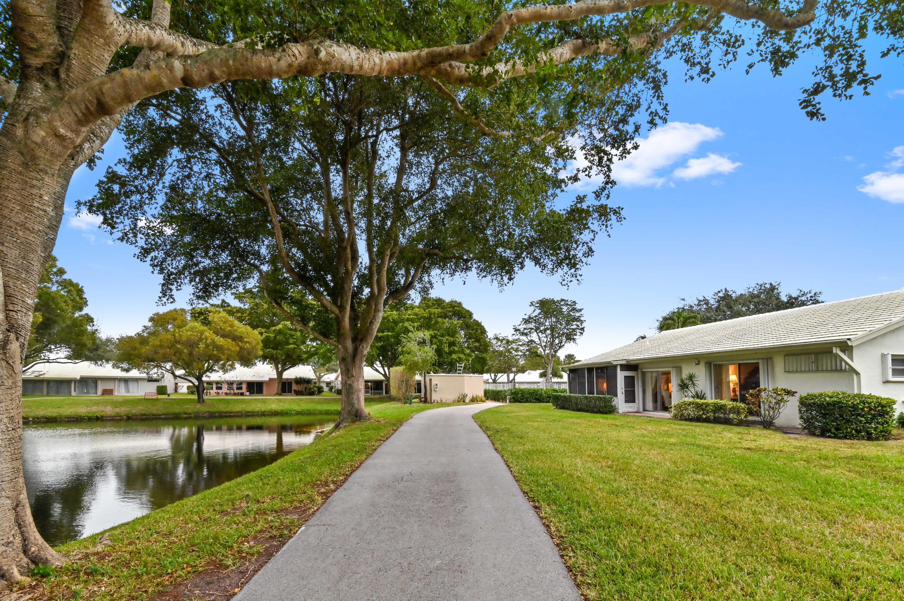 22151 Cameo Drive East Boca Raton, FL 33433 - Photo 2 of 30 27 Rear 03