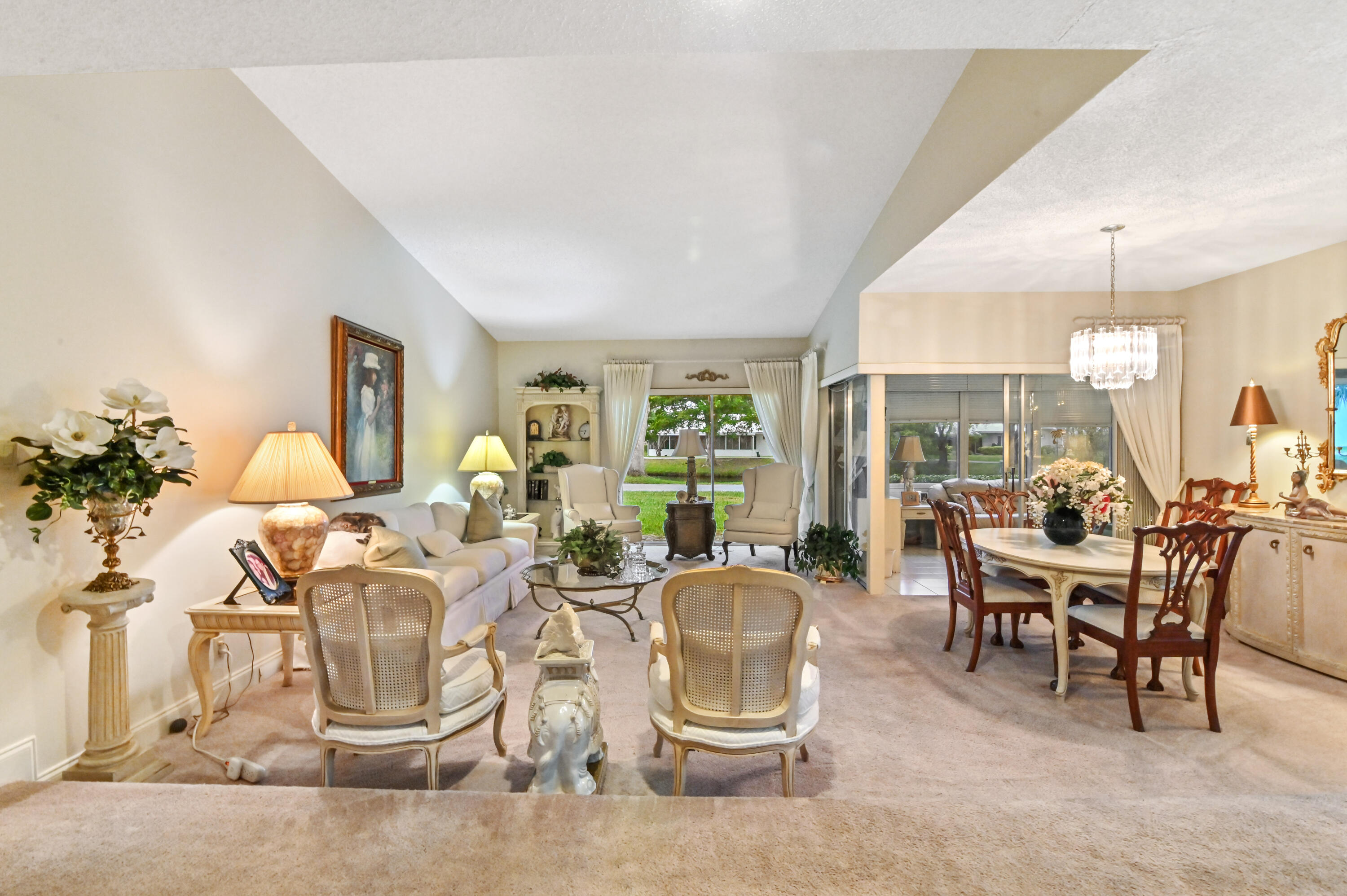 22151 Cameo Drive East Boca Raton, FL 33433 - Photo 5 of 30 04 Living room 01