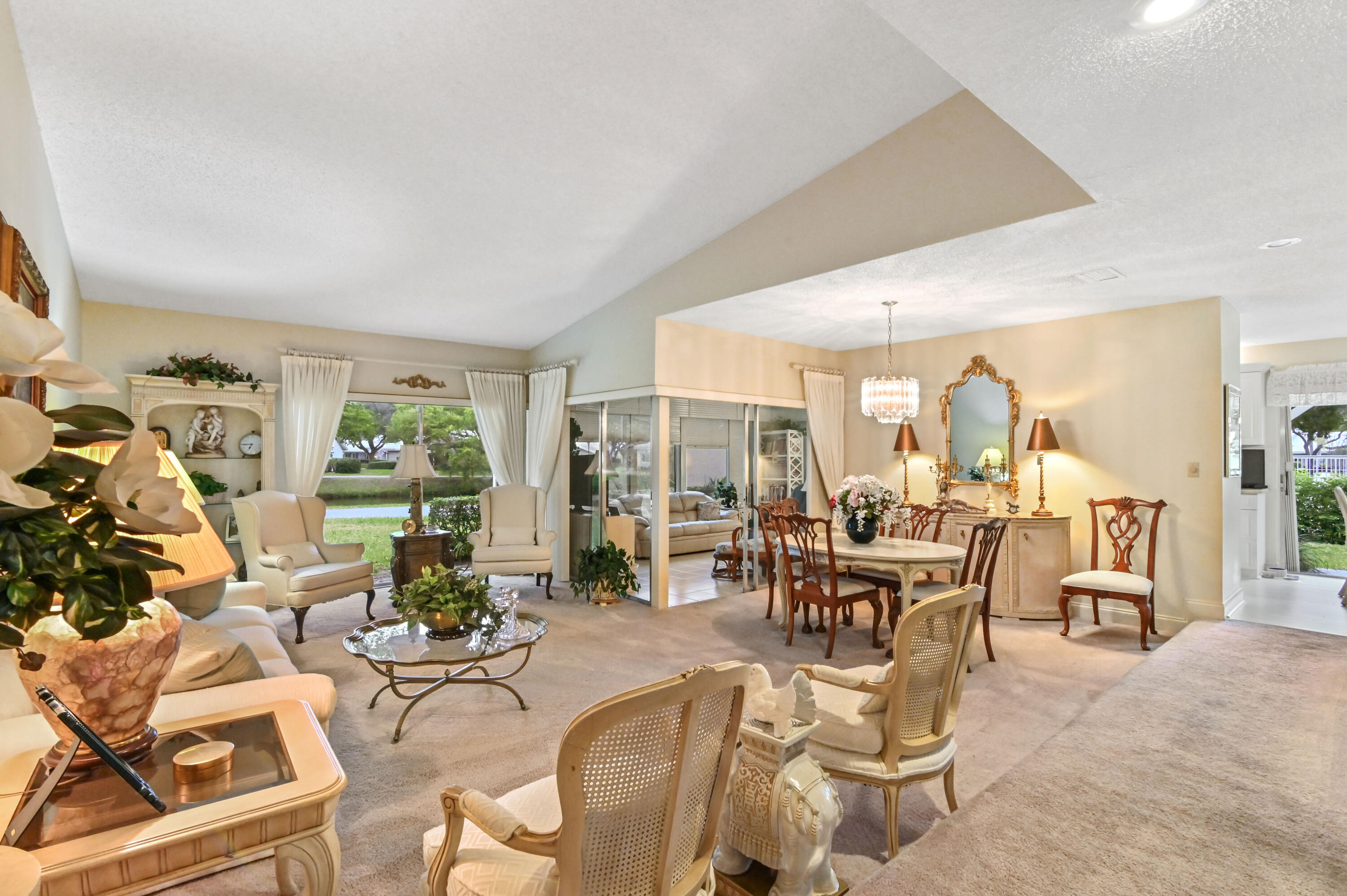 22151 Cameo Drive East Boca Raton, FL 33433 - Photo 6 of 30 05 Living room 02