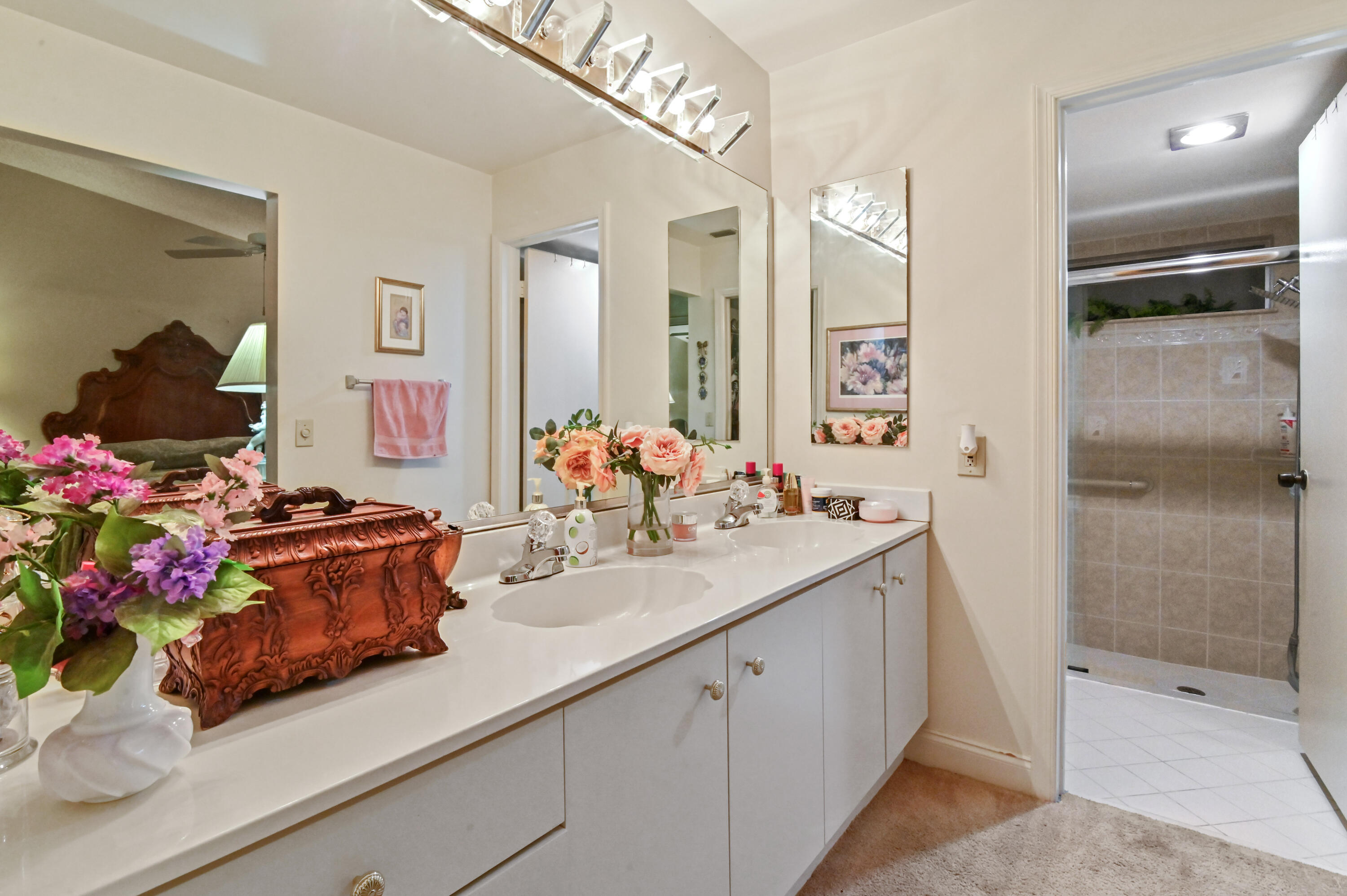 22151 Cameo Drive East Boca Raton, FL 33433 - Photo 8 of 30 24 Bathroom 01