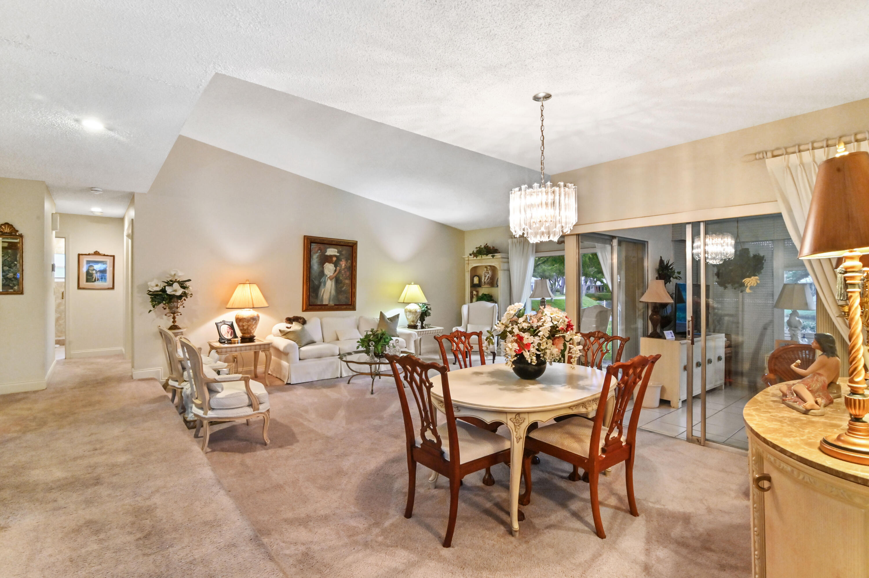 22151 Cameo Drive East Boca Raton, FL 33433 - Photo 10 of 30 08 Dining room 01