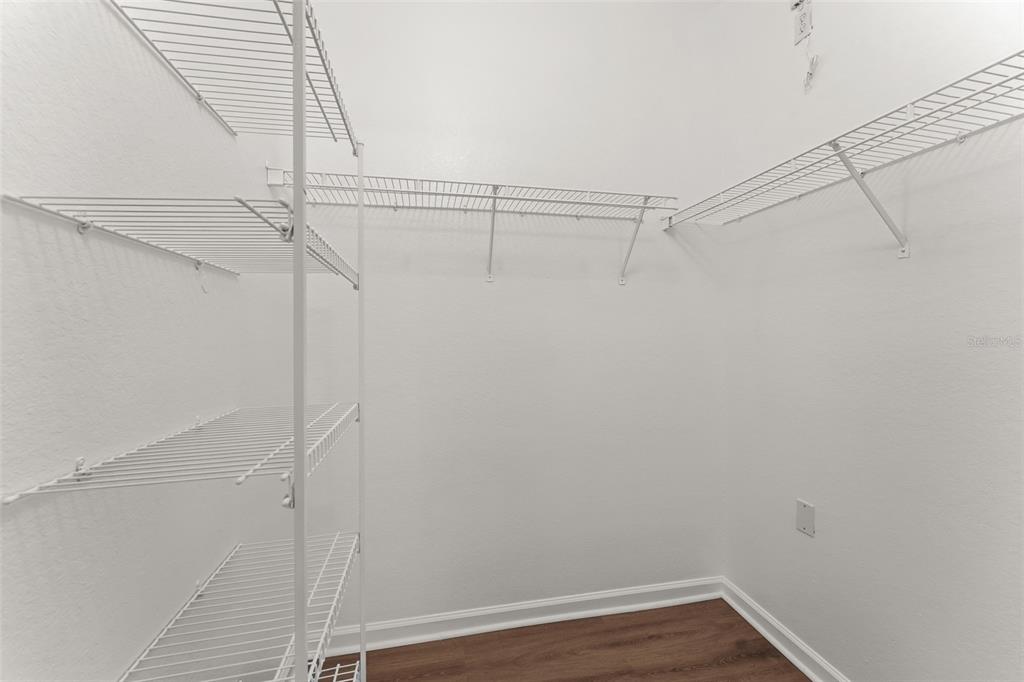 1224 South Hiawassee Road, Unit 636 Orlando, FL 32835 - Photo 18 of 43 a view of small space