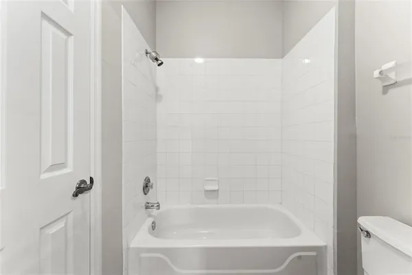 $1,890 | 1224 South Hiawassee Road, Unit 636, Orlando, FL 32835