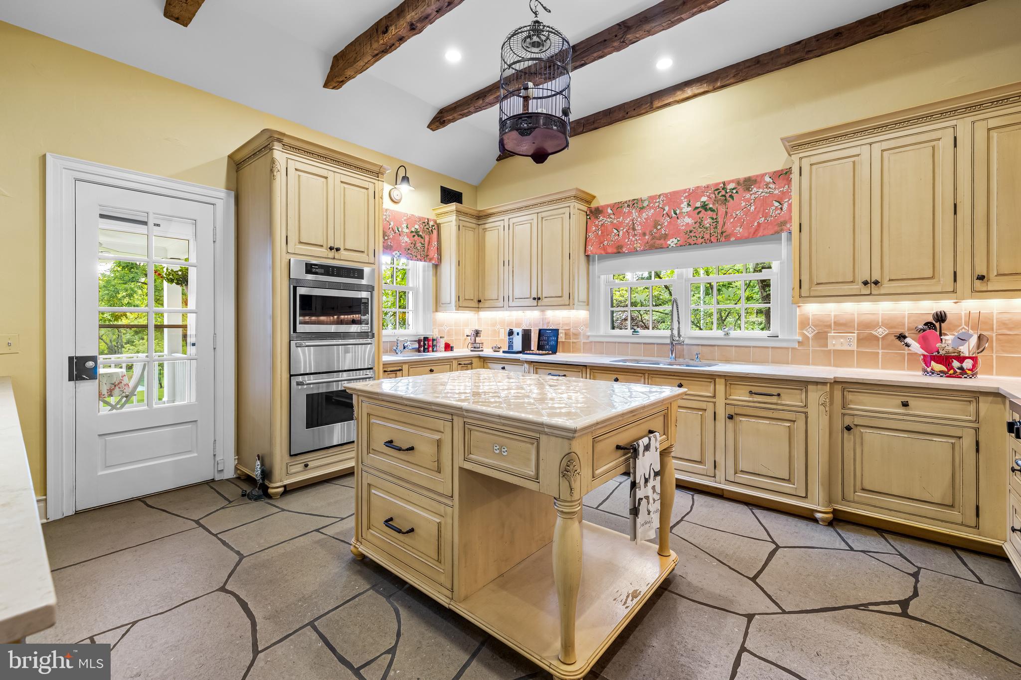 14921 Tanyard Road Sparks Glencoe, MD 21152 - Photo 24 of 150 a kitchen with a stove a sink and a refrigerator